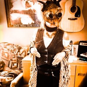 Meet your Posher, whim